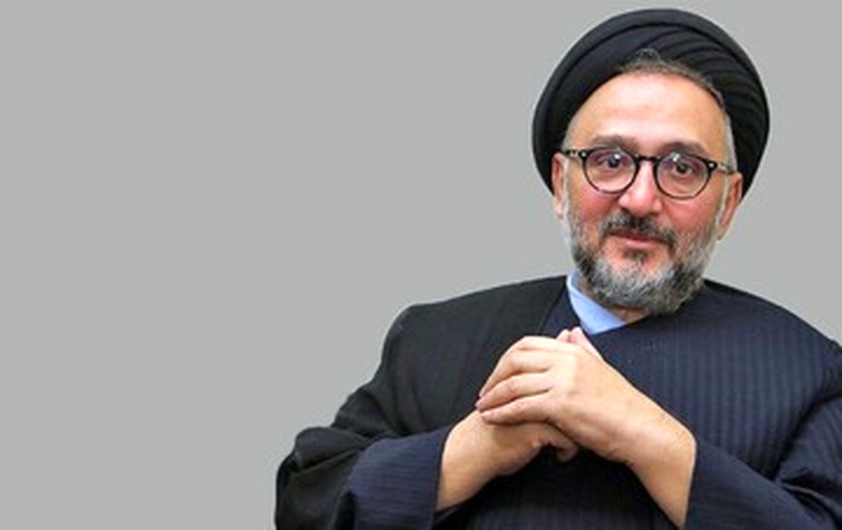 اضافه شدن فصل علم الهدی، نامه و حقوقش بر مردم خراسان در قانون اساسی؟
