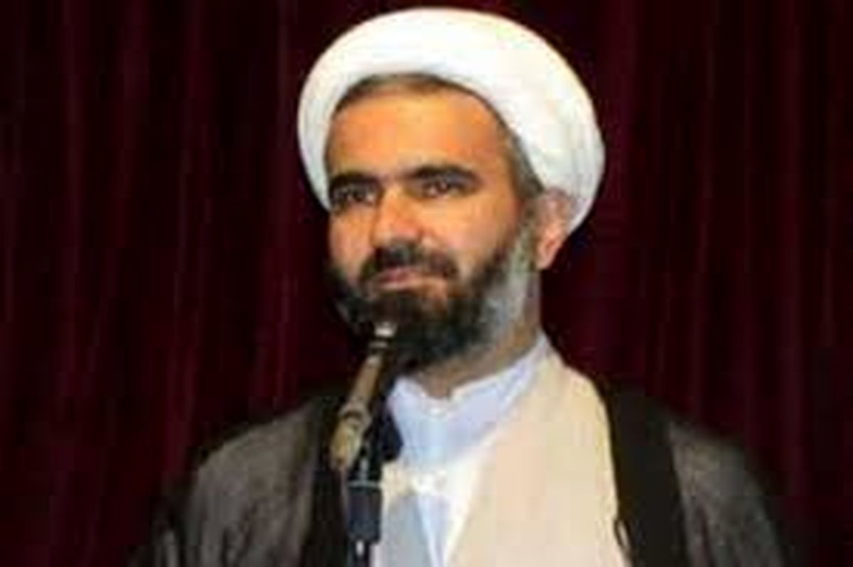 امام جمعه معزول تفرش باید پاسخگو باشد که چرا به فرزند ١١ ساله‌اش اجازه رانندگی داده است؟/ ویدئو