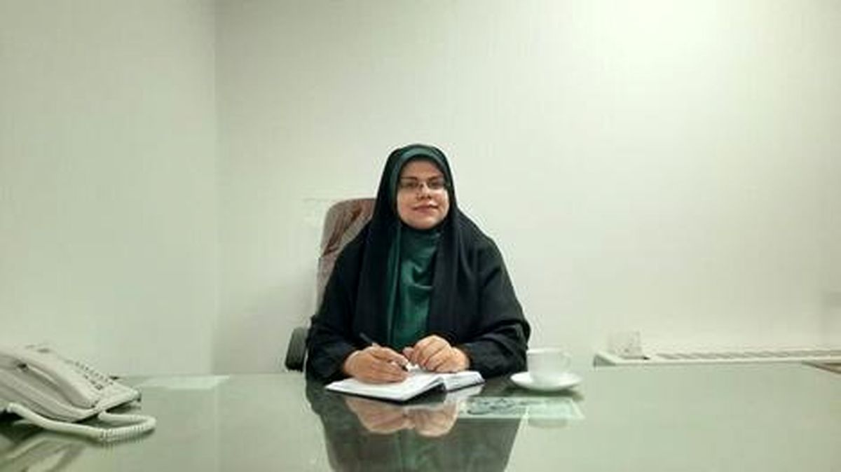 هنوز بر سر حضور زنان در وزارتخانه ها می‌جنگیم/ قرار بود زن نقطه قوت انقلاب ما باشد اما این اتفاق رخ نداد

