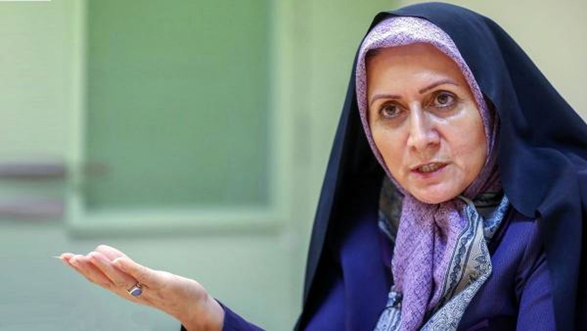 مصدق نفت را ملی کرد، آقایان آن را فامیلی کردند/ تیم دولت سیزدهم، نیروهای درجه سوم و چهارم احمدی‌نژاد و از پایگاه جبهه پایداری هستند

