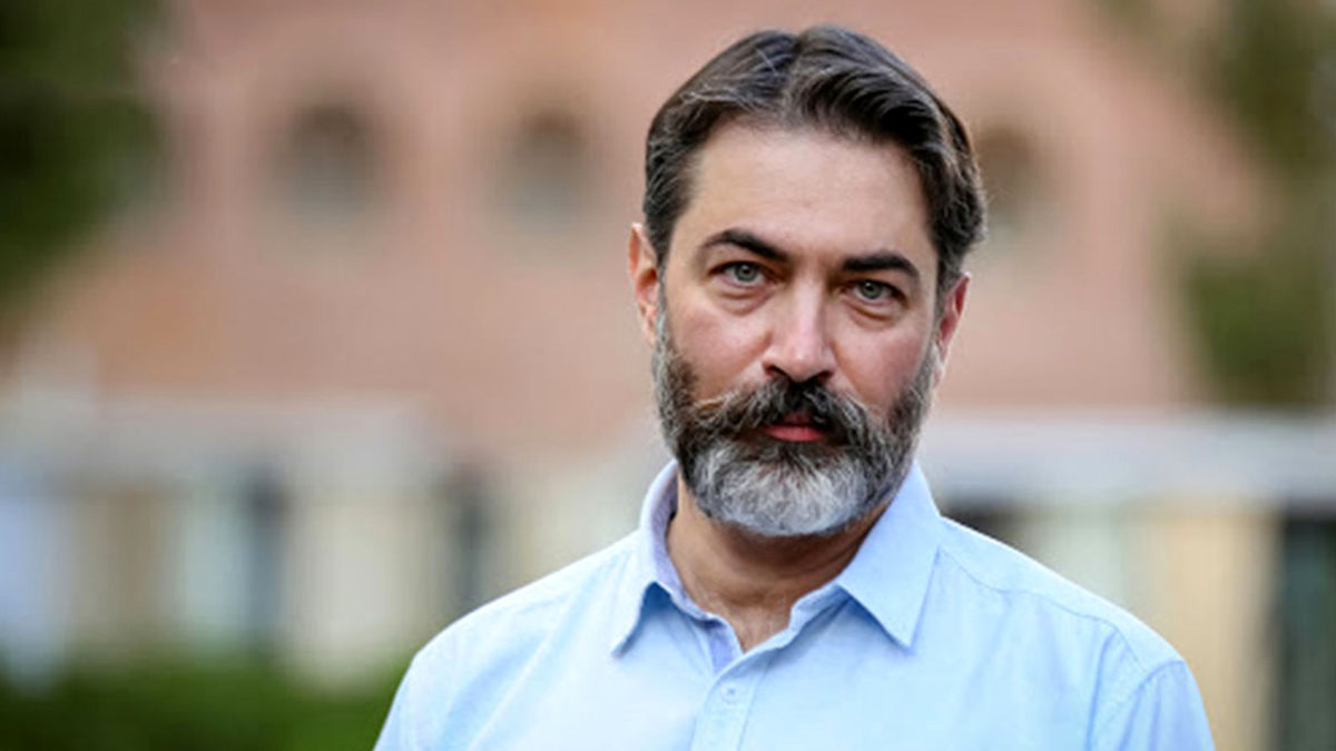 شامپوی تقلبی کار دست پارسا پیروزفر داد

