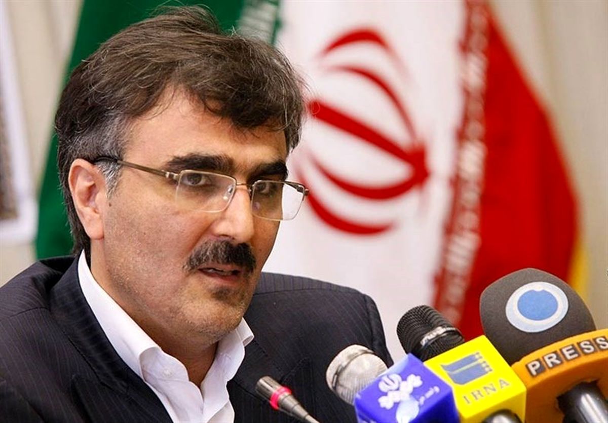 حتما در بازار ارز دخالت می‌کنیم/ دلار ۴۴ هزار تومانی نرخ ارز کشور نیست

