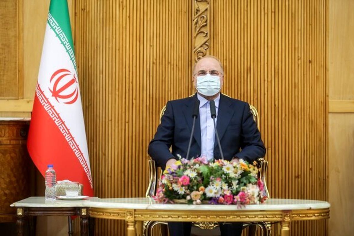 قالیباف: راه‌های زمینی در ایام اربعین حسینی (ع) بازگشایی شوند

