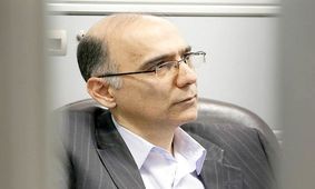گروهی از مخالفان مذاکره، نفوذی هستند/ سیاست خارجی ایران در بنیاد و در اصول ایراد دارد و منافع‌ملی محور نیست/ بانک های کشورهای عضو بریکس با ایران کار نمی کنند

