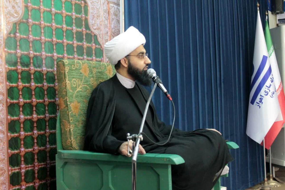 مراسم سوگواری به مناسبت شهادت حضرت زهرا (س) در شرکت لوله سازی اهواز برگزار  شد 