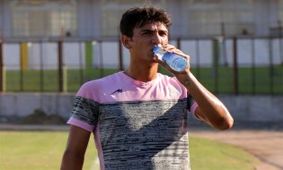 هخامنش: قراردادم از تمام بازیکنان تراکتور بالاتر بود