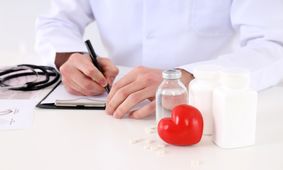 دکتر قلب برای درمان تپش قلب چه قرصی تجویز می‌کند؟