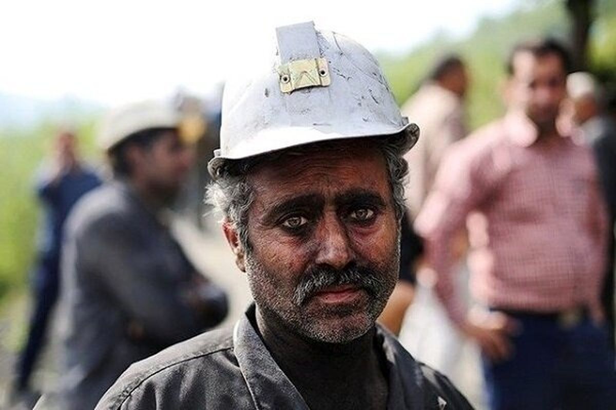 تورم ۴۰ درصدی همه حقوق کارگران را بلعید/ کاریکاتور