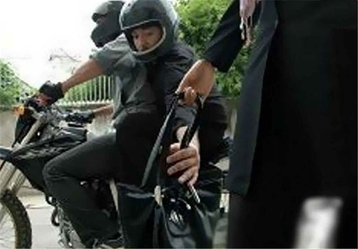 نقشه عجیب پسر عاشق برای دختر نقاش ثروتمند