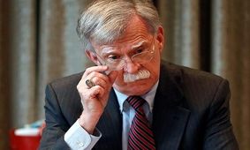 توصیه طعنه آمیز «بولتون» به سرکرده شورشیان غرب‌گرا در ونزوئلا
