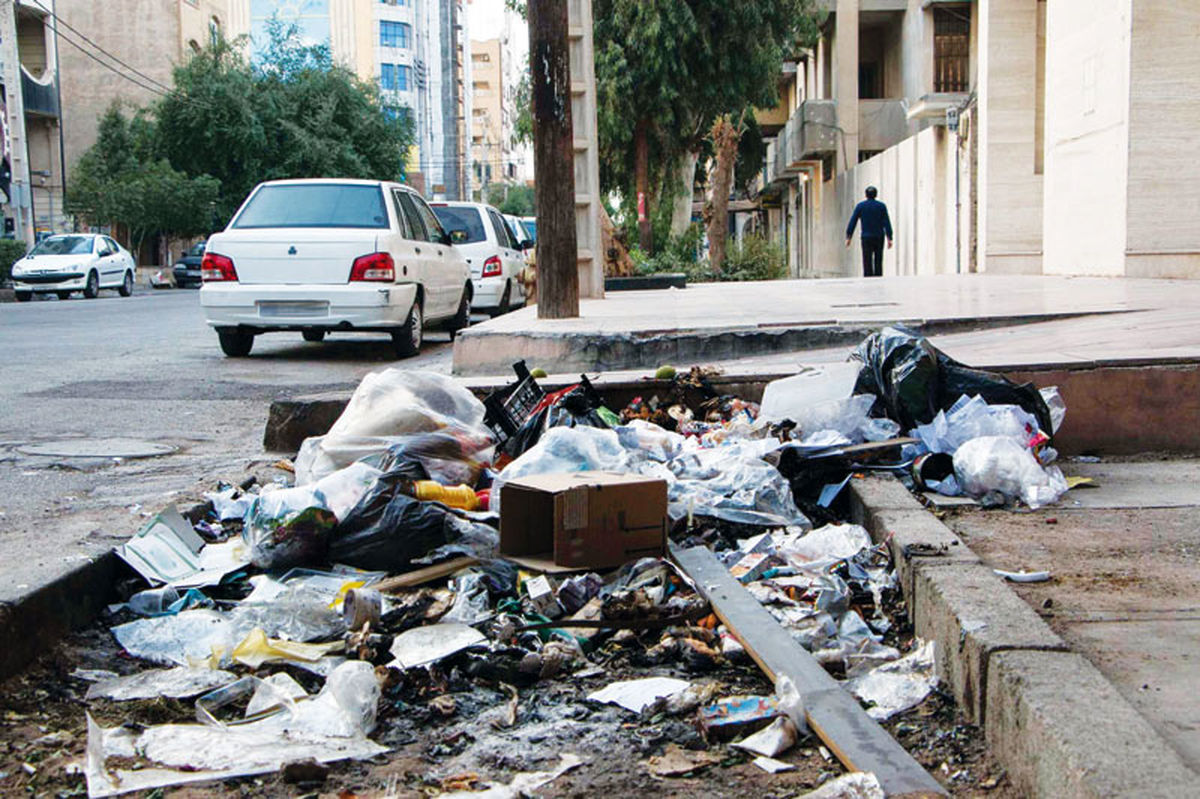 هر جای اهواز را نگاه می‌کنیم، مملو از زباله است