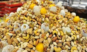 کشف خشکبار قاچاق در آذرشهر