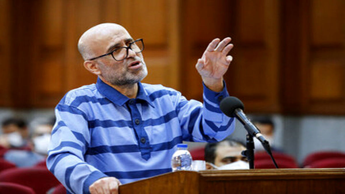 چه تضمینی وجود دارد اکبر طبری فرار نکند یا پای دوستان فداکار در میان است؟

