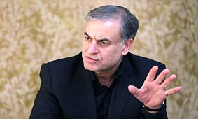 مولدسازی یک زیان غیرقابل جبران و یک بدعت بزرگ در قانون اساسی و ارکان قانونگذاری مملکت است/ ریاست مجلس چرا یک تنه به جای نمایندگان صحبت و امضا کرد؟