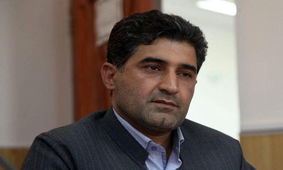 نادری: کولبری اختراع مسئولین بی‌تدبیر است