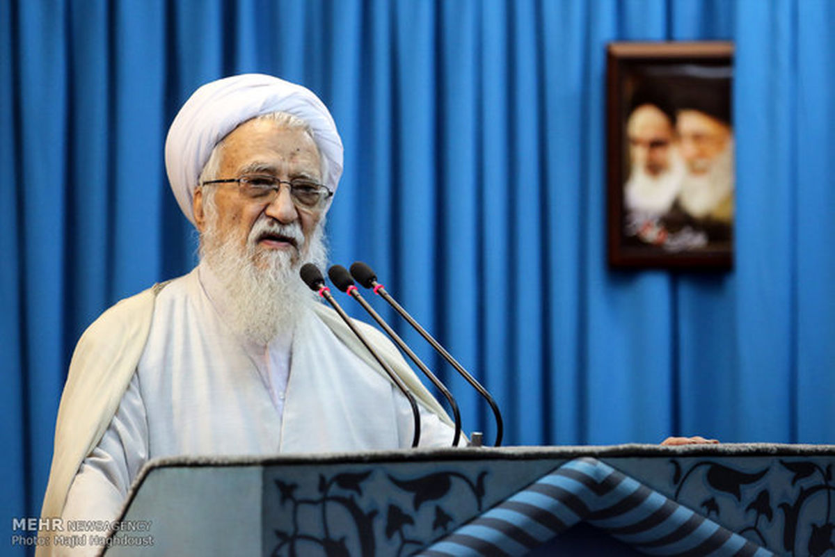 نماز جمعه تهران به امامت آیت‌الله موحدی کرمانی اقامه می‌شود