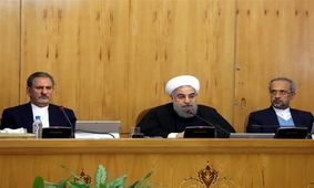 روحانی: برگزاری مراسم ۱۳ آبان نشان‌دهنده دلبستگی مردم به انقلاب اسلامی است