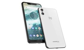 موتورولا گوشی شبیه iPhone X. خود را چه قیمتی عرضه می‌کند؟