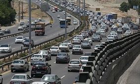 ترافیک در محورهای قم نیمه سنگین می شود