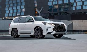 آشنایی با لوکس ترین شاسی بلند لکسوس؛ مدل S از سری فوق العاده LX