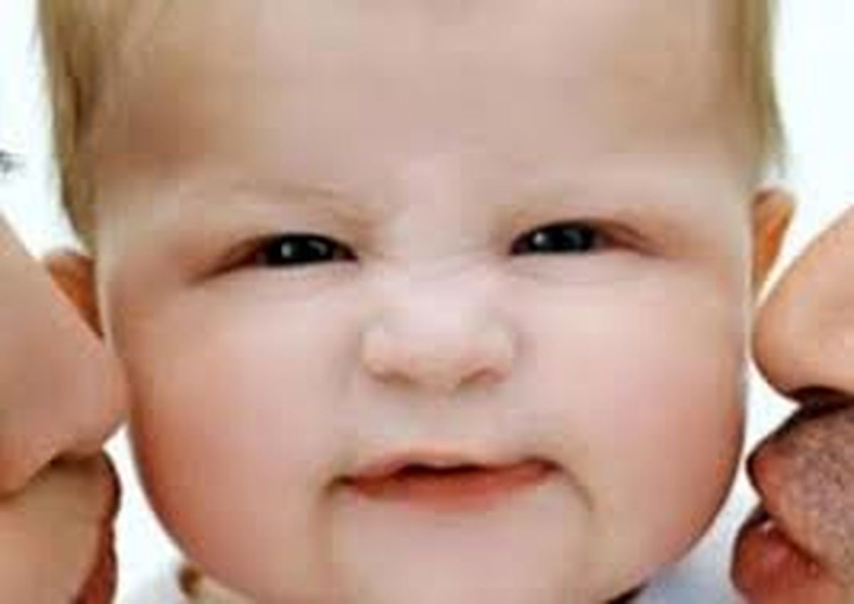 بچه‌ها را بوس نکنید