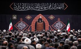 حضور سعید لیلاز، سحر امامی، مجری شبکه خبر و جواد قارایی، مستندساز در مراسم امشب حسینیه امام خمینی (ره)