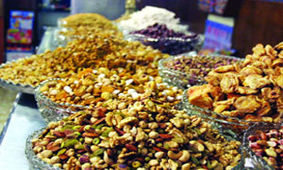 کاهش 60 درصدی عرضه و تقاضا در بازار آجیل چهارمحال و بختیاری