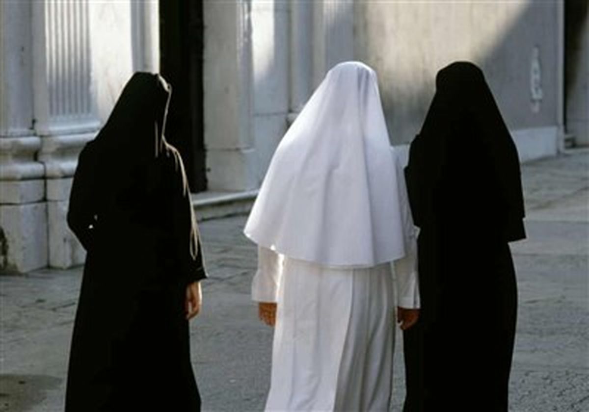 اختلاس ۵۰۰هزار دلاری راهبه‌های قمارباز در آمریکا