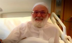 دیدار حکیم با آیت الله قاسم/ تشرف رهبر شیعیان بحرین به حرم امام علی (ع) + عکس