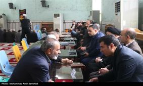 همزمان با آغاز دهه فجر طرح میز خدمت در شهرستان اندیمشک اجرا شد