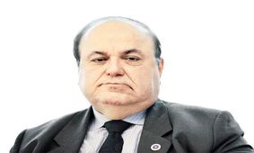 مشاوران اقتصادی آدرس غلط می‌دهند/ با نسخه‌های اشتباه اقتصاد کشور را زمین‌گیر کردند/ مردم چقدر دیگر باید سختی بکشند؟