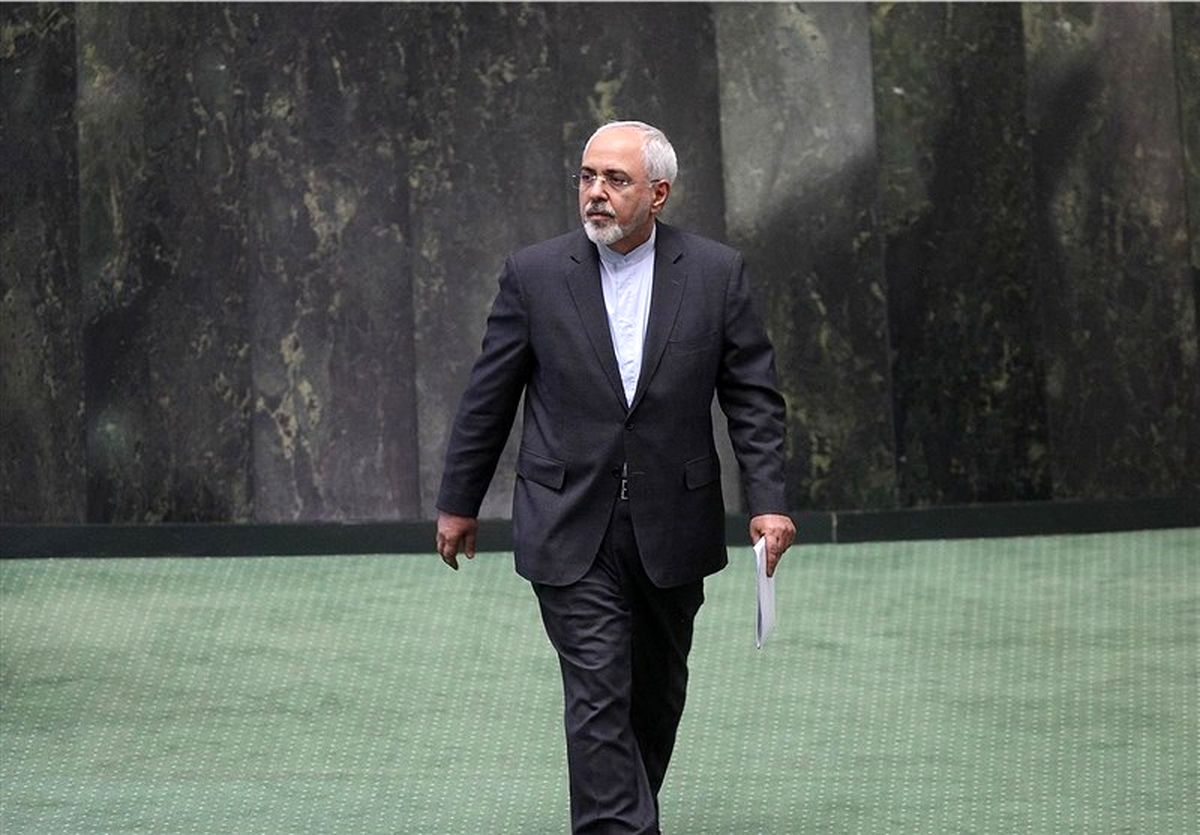 حضرتی در نامه‌ای به ظریف: صحنه را به نفع چه کسانی خالی می‌کنید؟ / اجازه ندهید با نبودن شما، جشن بگیرند