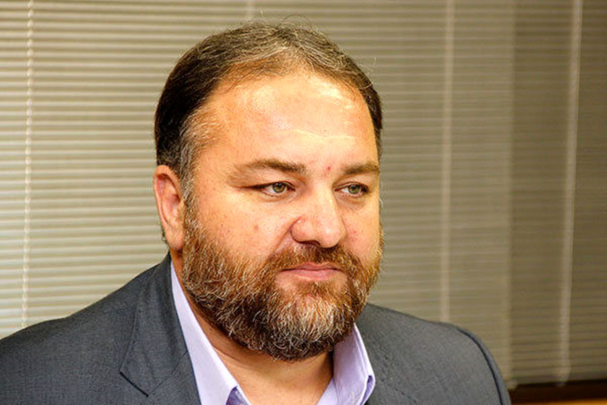 ماندن یا رفتن استاندار گلستان مشخص نیست