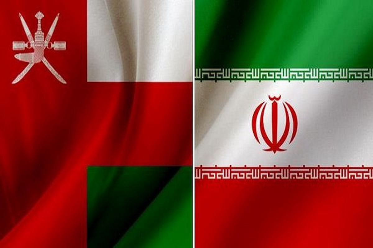 هیئت عالی رتبه نظامی ایران با رئیس مجلس عمان دیدار کرد
