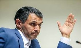 با تکیه بر توان داخلی و نیروی انسانی ماهر می‌توانیم از برهه حساس اقتصادی کنونی عبور کنیم