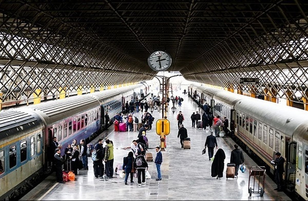 داستان کلیشه ای گران‌فروشی این بار در راه‌آهن تهران/پایان تخلفات چه زمانی است؟
