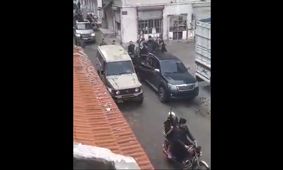 بازگشت داعش به سوریه با نقاب جدید/ ورود تروریست از ورودی به حرم و عدم امتناع به هشدار مراقبین و خادمین/ ویدئو