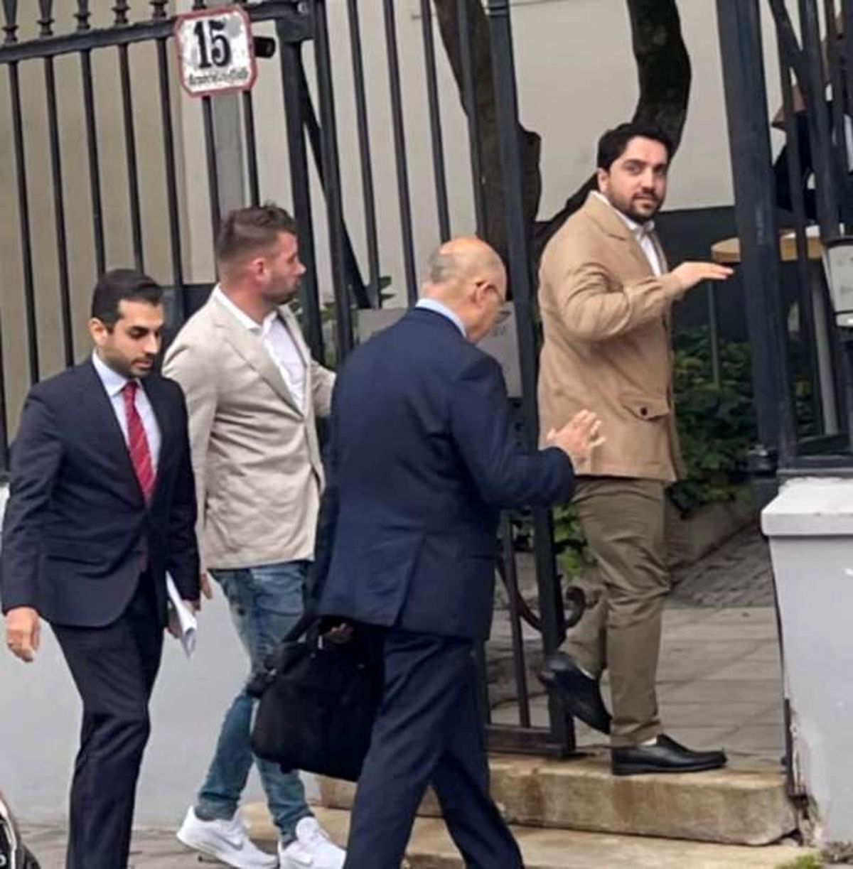 احمد مسعود و چهره های سیاسی مخالف طالبان در وین گردهم آمدند