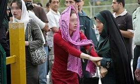 واکنش به طرح جریمه ۳میلیارد تومانی بدحجابان