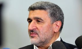رقم تجارت تحریم ۱۵ میلیارد دلار است و معلوم است که صدای کاسبان تحریم درمی‌آید

