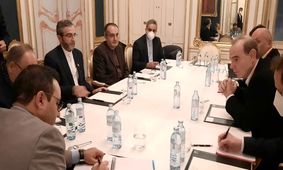  باقری و نماینده اتحادیه اروپا در وین به گفت‌وگو نشستند