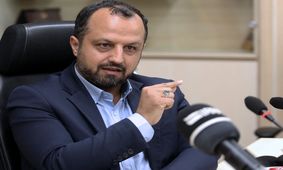 خاندوزی: موفق شدیم کمک شایانی به جلوگیری از فرار‌های مالیاتی کنیم