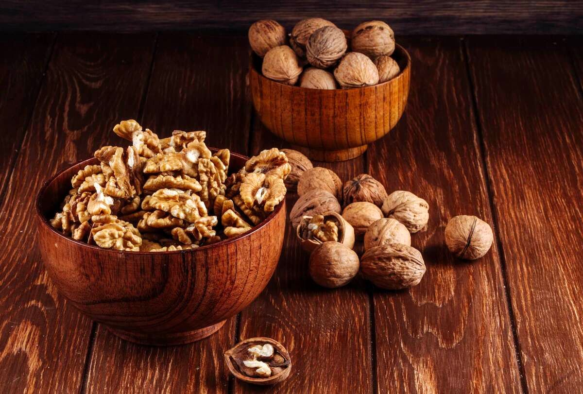 این مواد غذایی را صبح ها بخورید تا زانوی غم بغل نگیرید