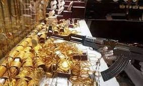آژیر دودزا سارقان طلافروشی را در باغ فیض تهران فراری داد