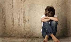 بازیگر فیلم کورساژ به سوءاستفاده تصویری از کودکان اعتراف کرد