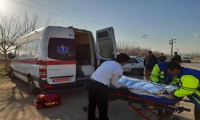 انحراف اتوبوس مسافربری در محور مرودشت-شیراز با هشت مصدوم