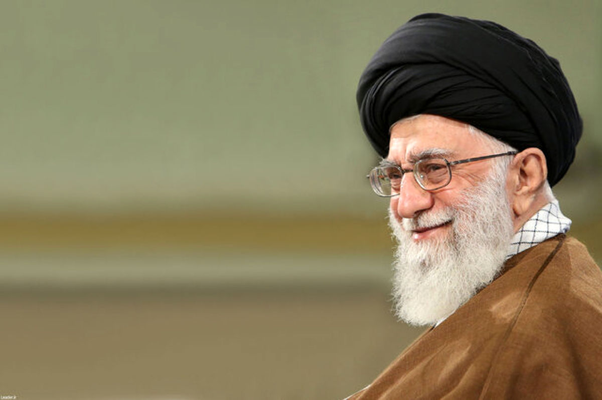 موافقت رهبر انقلاب با عفو یا تخفیف و تبدیل مجازات بیش از 2000 نفر از محکومان

