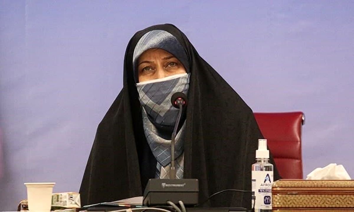  انسیه خزعلی: ازدواج دختران دبیرستانی را آسان می‌کنیم