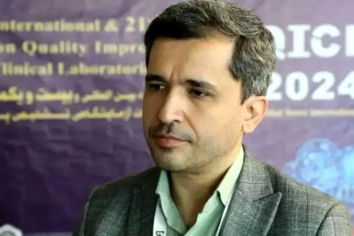 انتقاد سایت تابناک از درخواست علی شریفی زارچی از سپاه برای بازگشایی تنگه هرمز
