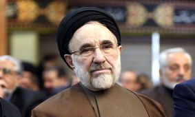 حضور سید محمد خاتمی در منزل علی ربیعی برای تسلیت به او/ عکس

